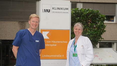 Professorin Bianca Schaub und Dr. Eberhard Lurz (l.), Fachspezialisten im Haunerschen Kinderspital.