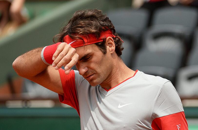 Schnelles Aus für den Schweizer: Roger Federer ist im Achtelfinale der French Open ausgeschieden.