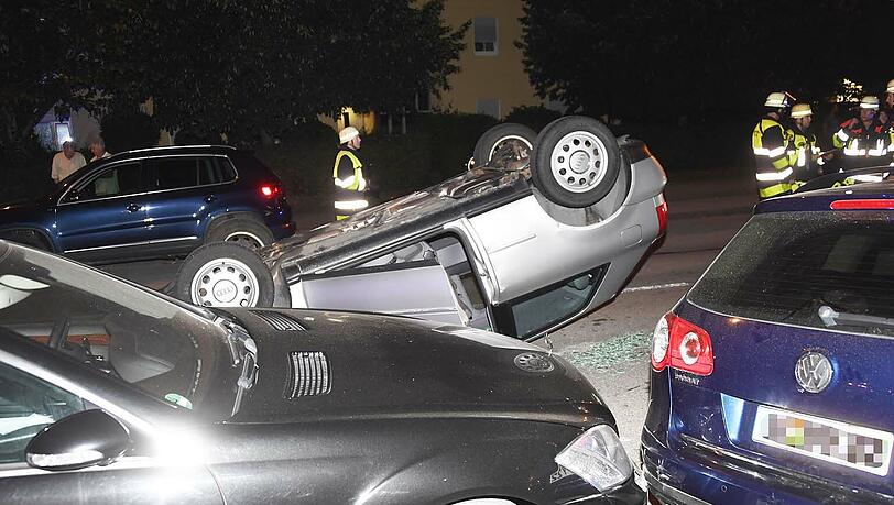 Die Bilder vom Unfall in der Balanstraße. Die Bilder vom Unfall in der Balanstraße.