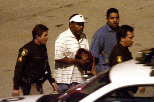 O.J.Simpson auf dem Weg ins Gefängnis