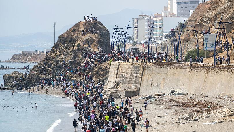 Mittlerweile hat der Gro&szlig;teil der Migranten Ceuta bereits wieder verlassen.