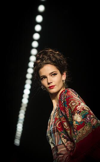 Aus der neuen Kollektion präsentiert das Label Lena Hoschek auf der Mercedes-Benz Fashion Week in Berlin Trends für die kommende Saison.
