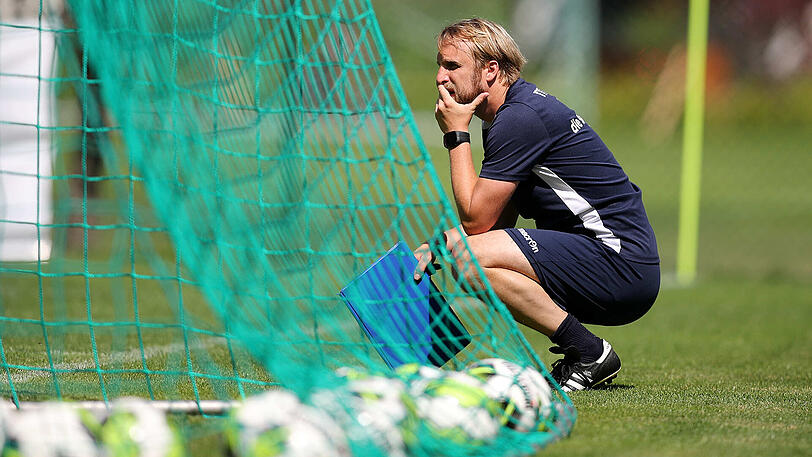 Mehr Training, weniger Spiele. Das wünscht sich Löwen-Coach Daniel Bierofka.