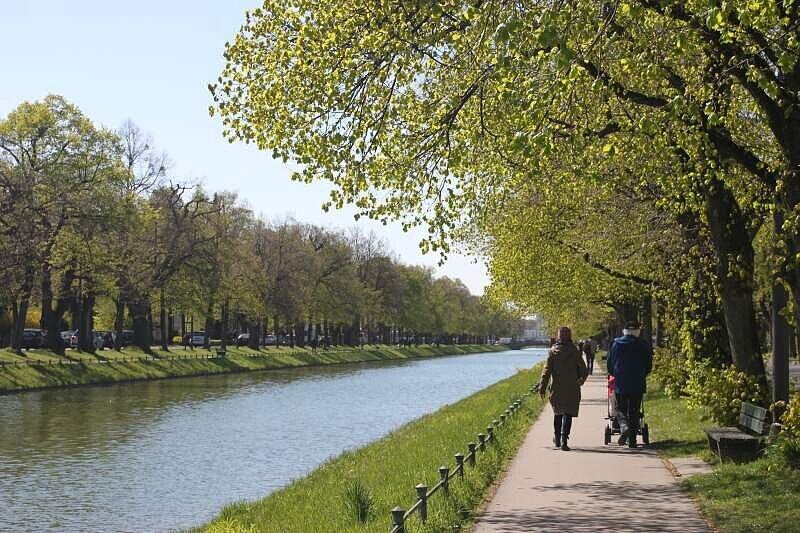 Lust auf einen Spaziergang am Schlosskanal?