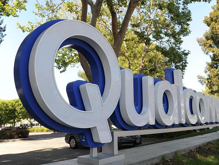 Der Streit mit Apple hatte Qualcomm finanziell schwer belastet.
