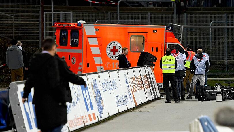 Jeff Strasser wurde 2018 in der Halbzeitpause wegen des Verdachts auf einen Herzinfarkt ins Krankenhaus gebracht. Jeff Strasser wurde 2018 in der Halbzeitpause wegen des Verdachts auf einen Herzinfarkt ins Krankenhaus gebracht.