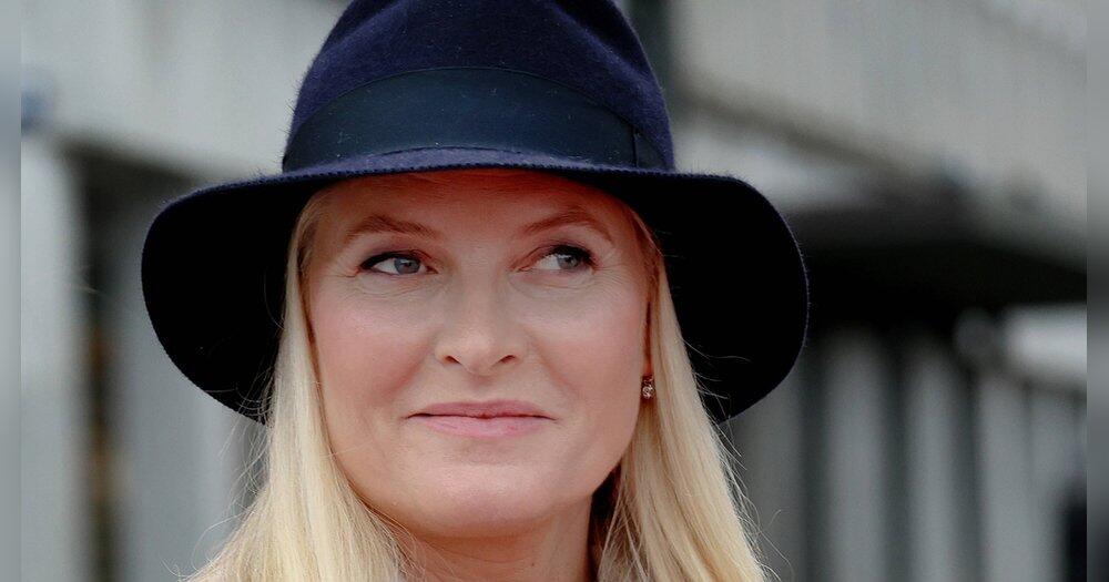 Kontakt-zu-Epstein-Mette-Marit-findet-es-einfach-nur-peinlich-