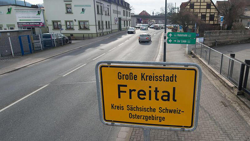 Die "Gruppe Freital" wird für Sprengstoffanschläge auf Flüchtlinge und politische Gegner verantwortlich gemacht.