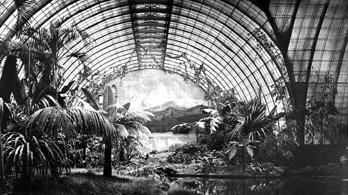 Und der Blick auf den westlichen Teil des Wintergartens mit dem Himalaya-Bühnenprospekt im Jahr 1871.