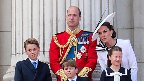Prinzessin Kate mit ihren Kindern George, Charlotte und Louis sowie Ehemann Prinz William.