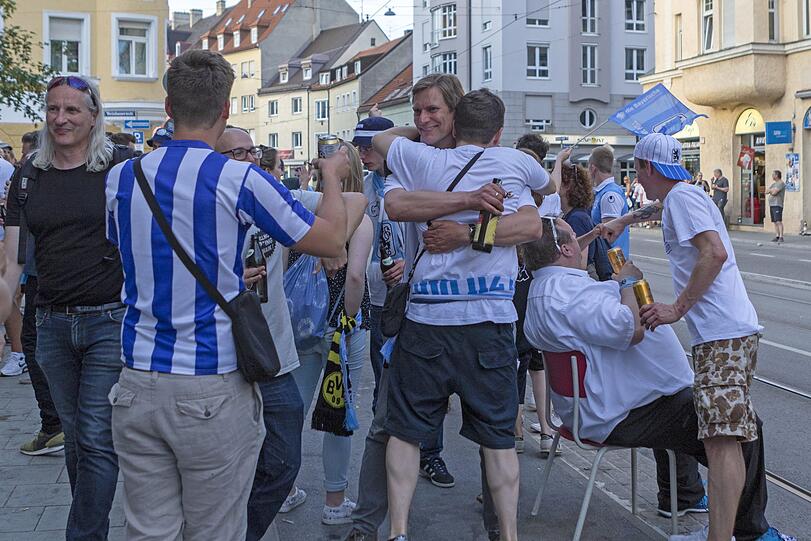 Auch für Erwachsene ist es in Giesing viel schöner. Die Euphorie über die Rückkehr ist in der 1860 stets förmlich greifbar.