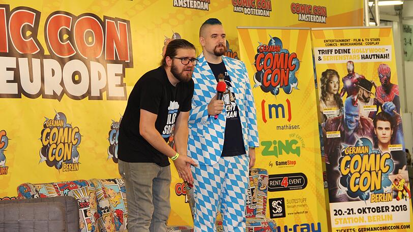 Der Youtuber Birger und Artist Chris Kloiber stellen sich den Fragen der Zuschauer.