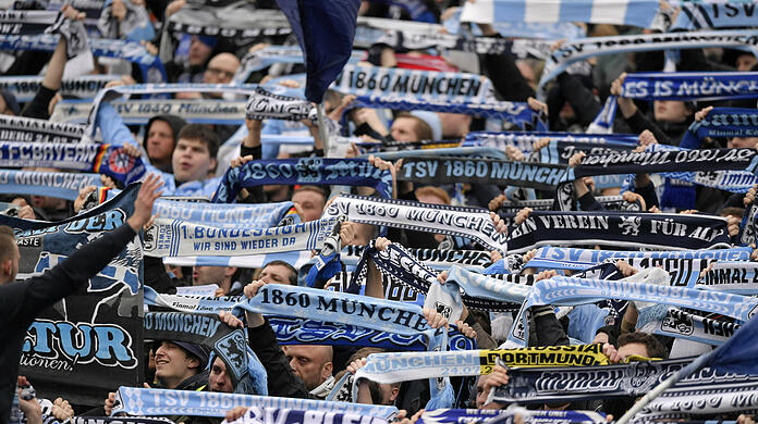 Teile der Löwen-Fans haben sich deutlich gegen einen Umzug ins Olympiastadion ausgesprochen.