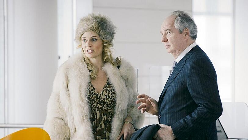 Franziska Schlattner mit Friedrich von Thun in der Weihnachts-Komödie "Beste Bescherung" Franziska Schlattner mit Friedrich von Thun in der Weihnachts-Komödie "Beste Bescherung"