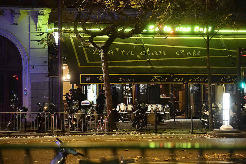 Schüsse, Explosionen, Tote und Verletzte: die Bilder von der verheerenden Anschlagsserie in Paris.