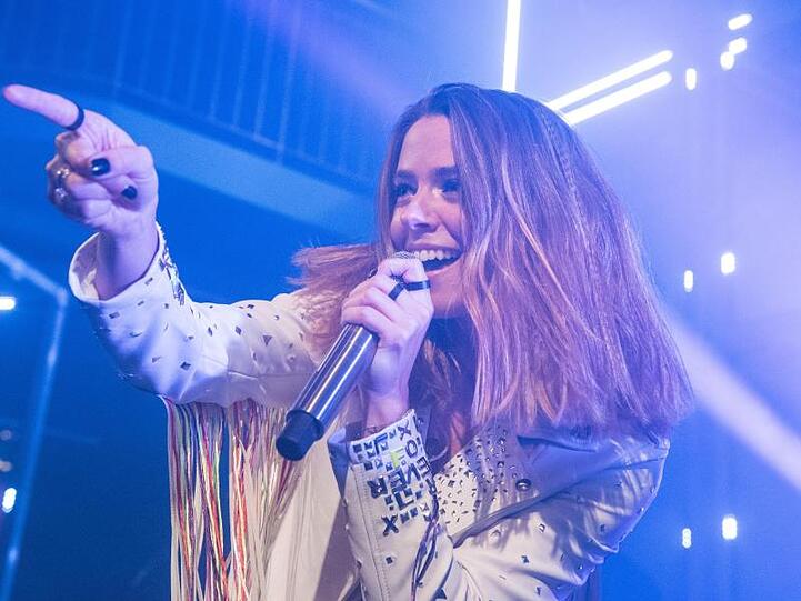 Vanessa Mai begeistert ihre Fans im Hamburger Gruenspan.