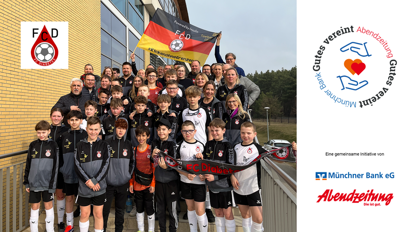 Spieler, Betreuer und Eltern zusammen auf einem Vereinsfoto des FC Diabetes