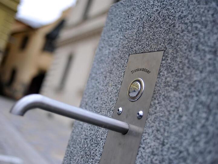 Ein Trinkwasserbrunnen im Zentrum von Pfaffenhofen. Foto: Andreas Gebert/Archivbild