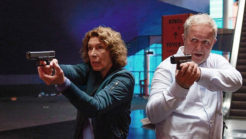 "Tatort: Azra": Moritz Eisner (Harald Krassnitzer) und Bibi Fellner (Adele Neuhauser) im Einsatz.