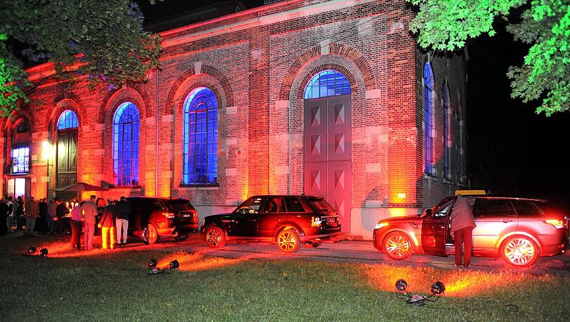 Perfekte Location: Range Rover Sport-Präsentation im Tivoli-Kraftwerk. Perfekte Location: Range Rover Sport-Präsentation im Tivoli-Kraftwerk.