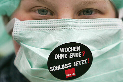 Krankenhaus-Mitarbeiter im Ausstand