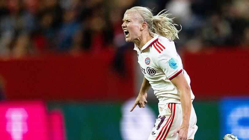 Pernille Harder jubelt nach ihrem Tor zum 3:2 über Arsenal London.