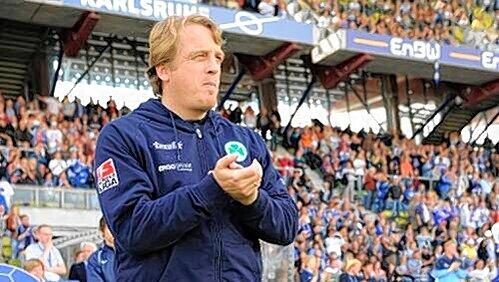 &bdquo;Das wird interessant&ldquo;: Fürths Trainer Mike Büskens.
