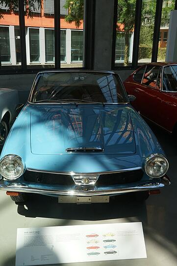Formvollendete Front: Ein GLAS 1300 GT Cabrio, Baujahr 1966.