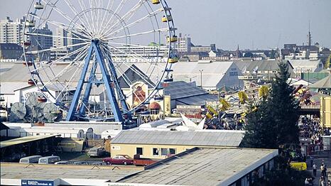 Blick aufs Festgelände im Jahr 1975.