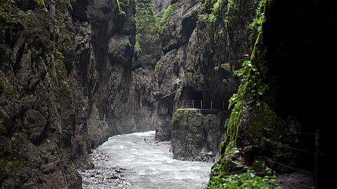 Die Schäden in der Partnachklamm sind massiv...