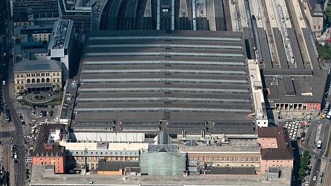 Das Zwischengeschoss unter dem Münchner Hauptbahnhof wird saniert.