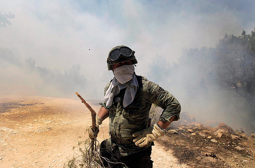 Waldbrände bedrohen die griechische Hauptstadt Athen. Die Bilder vom Kampf gegen die Flammen.