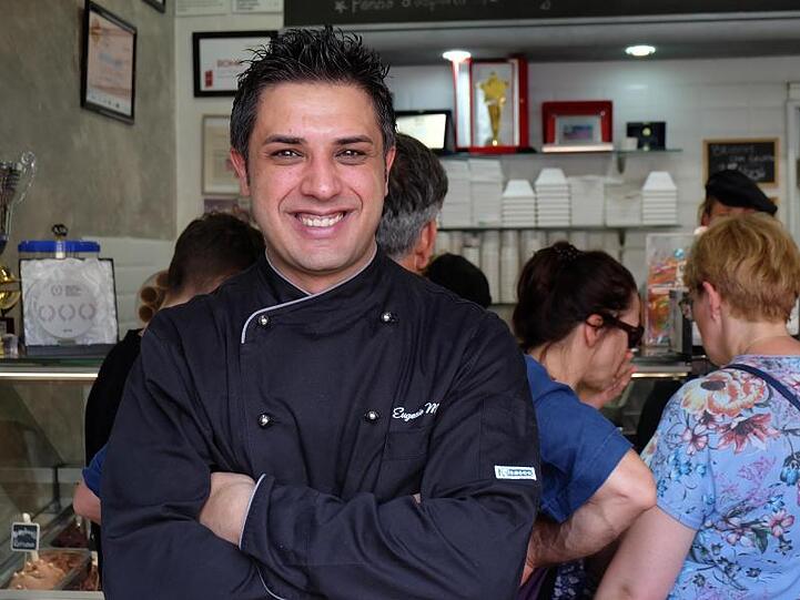 Eisexperte Eugenio Morrone in seiner Eisdiele "Cannolo Siciliano" in Rom.