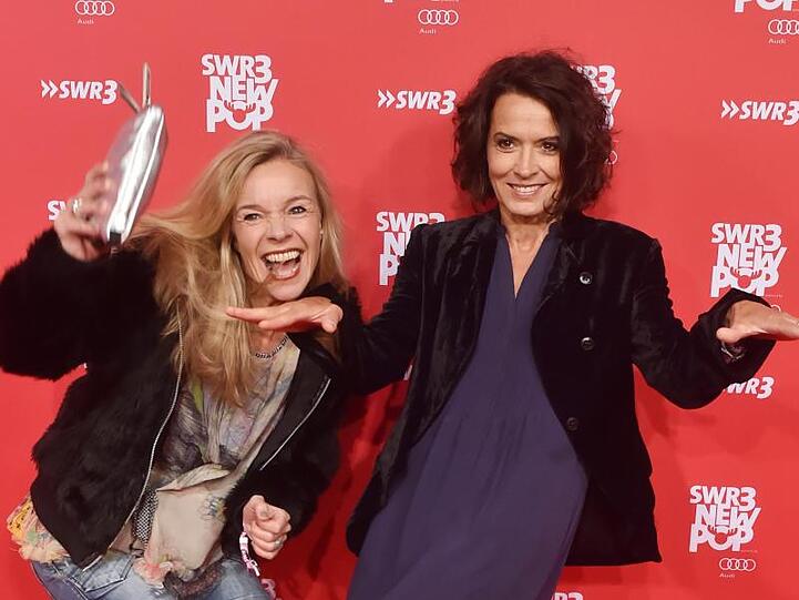 Ulrike Folkerts ist glücklich mit Katharina Schnitzler.