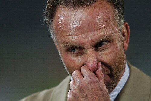 &bdquo;Damit muss Schluss sein. Ein für alle Mal&ldquo;: Vorstandsboss Rummenigge sorgt  für einen Eklat bei der Meisterfeier im Rathaus.