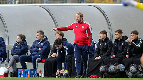 Trainer der U17 der SpVgg Unterhaching: Daniel Bierofka.