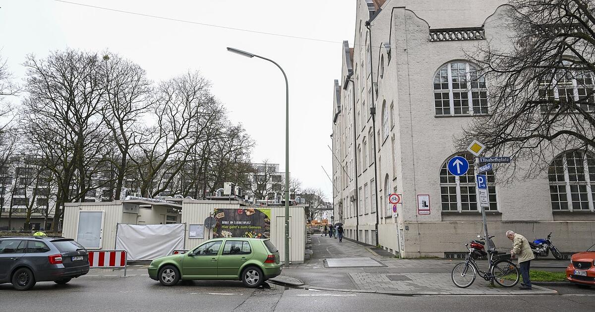 Rechtswidrige-Stra-ensperrung-nahe-Elisabethplatz-Die-Stadt-unterliegt-den-Anwohnern