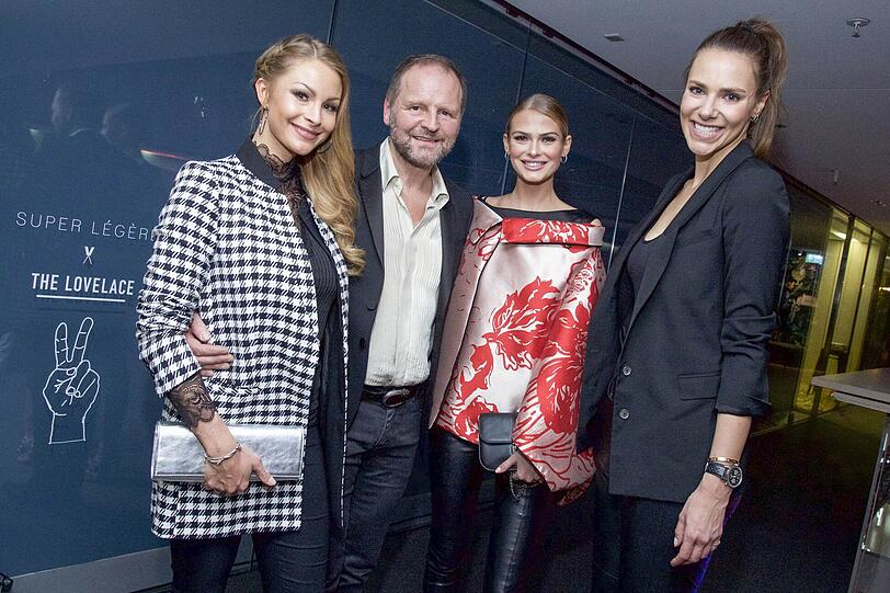 Jana Julie Kilka, Siegbert Wahler, Darya Strelnikova und Esther Sedlaczek