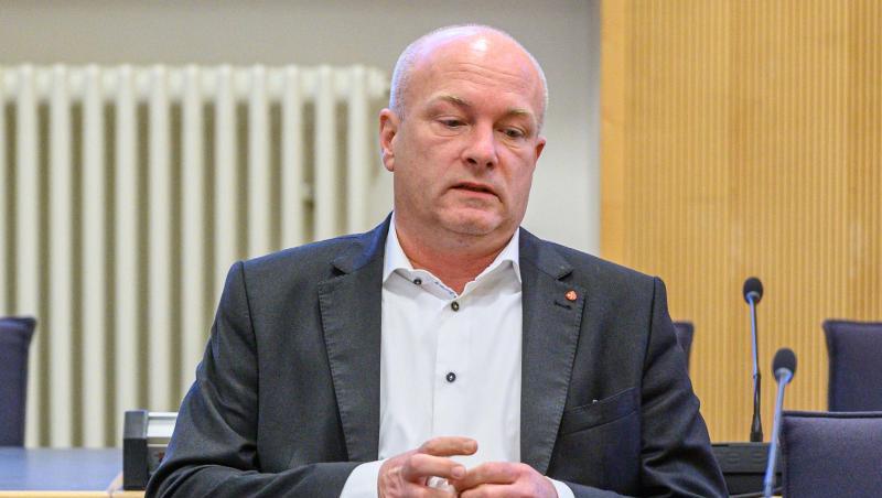 Joachim Wolbergs, suspendierter Oberbürgermeister von Regensburg, sitzt im Verhandlungssaal. Foto: Armin Weigel/dpa/Archivbild Joachim Wolbergs, suspendierter Oberbürgermeister von Regensburg, sitzt im Verhandlungssaal. Foto: Armin Weigel/dpa/Archivbild