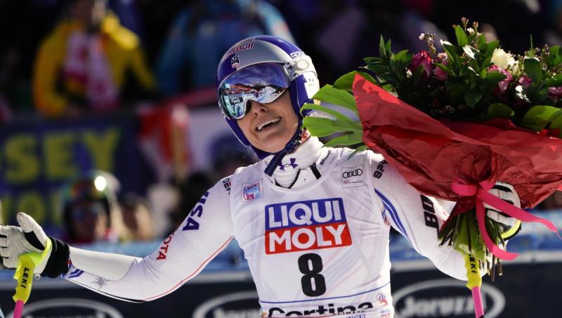 Erst gab es Blumen, dann Tränen bei Lindsey Vonn. Erst gab es Blumen, dann Tränen bei Lindsey Vonn.