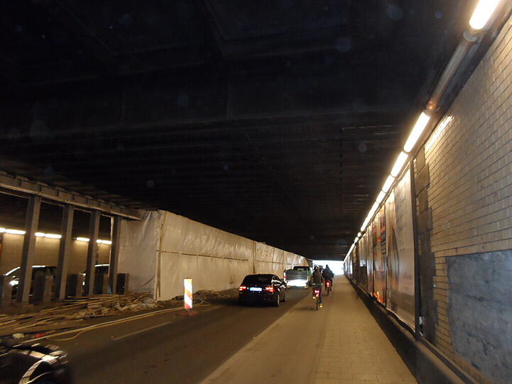 Baustelle Paul-Heyse-Tunnel: Der Blick in die dreckige Röhre