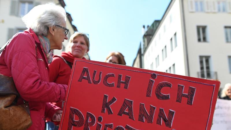 Bistümer haben mit Verständnis auf den Proteststreik katholischer Frauen reagiert. Bistümer haben mit Verständnis auf den Proteststreik katholischer Frauen reagiert.