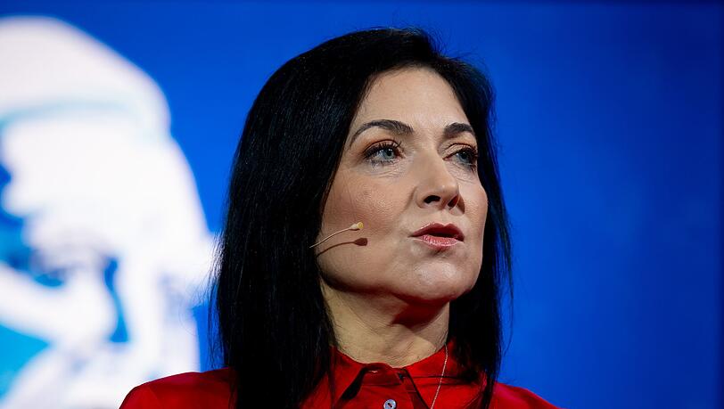 Für die neue Bundeswirtschaftsministerin Katherina Reiche (CDU) steht fest: Die Versorgungssicherheit mit bezahlbarer Energie hat in ihrer Arbeit oberste Priorität. Die Lösung sieht sie im Zubau von Gaskraftwerken.