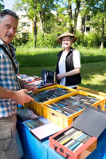 Second-Hand-Schnäppchen im Hof und vor der Haustür. Die schönsten Fotos.