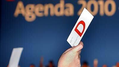 SPD-Sonderparteitag in Berlin zur Einführung von "Agenda 2010" im Jahr 2003.