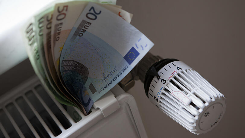 Zum Themendienst-Bericht von Simone Andrea Mayer vom 25. November 2019: Die Stufe drei am Thermostat heizt den Raum auf eine Wohlfühltemperatur von rund 20 Grad auf. Wer ihn höher einstellt, verheizt meist unnötig Geld. Zum Themendienst-Bericht von Simone Andrea Mayer vom 25. November 2019: Die Stufe drei am Thermostat heizt den Raum auf eine Wohlfühltemperatur von rund 20 Grad auf. Wer ihn höher einstellt, verheizt meist unnötig Geld.