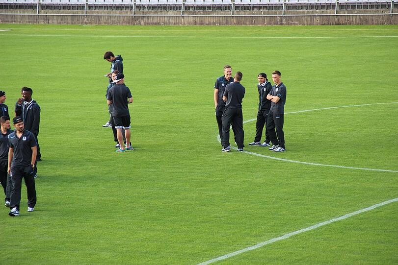Sehen Sie hier weitere Bilder vor dem Amateurderby.