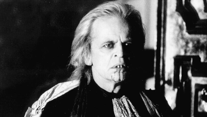 Klaus Kinski in einer Szene des Films "Nosferatu in Venedig". Klaus Kinski in einer Szene des Films "Nosferatu in Venedig".