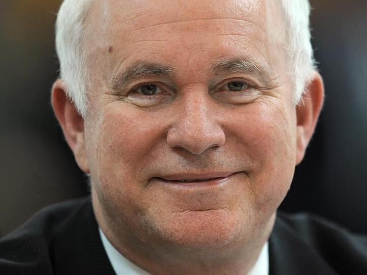 Heinrich Trapp, der scheidende Landrat vom Landkreis Dingolfing-Landau. Foto: picture alliance/dpa/Archivbild