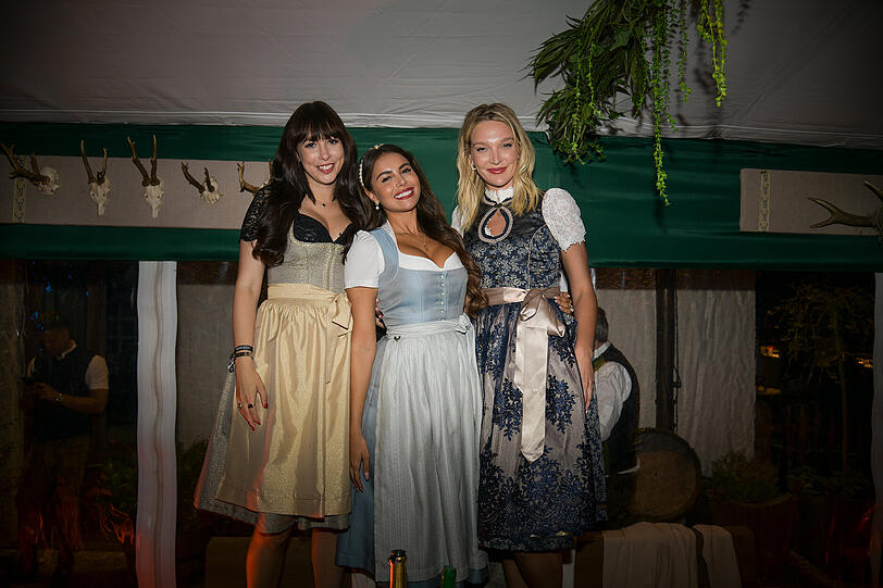 Tessa Saueressig (l.), Shanice Messina (m.) und Victoria Jancke.